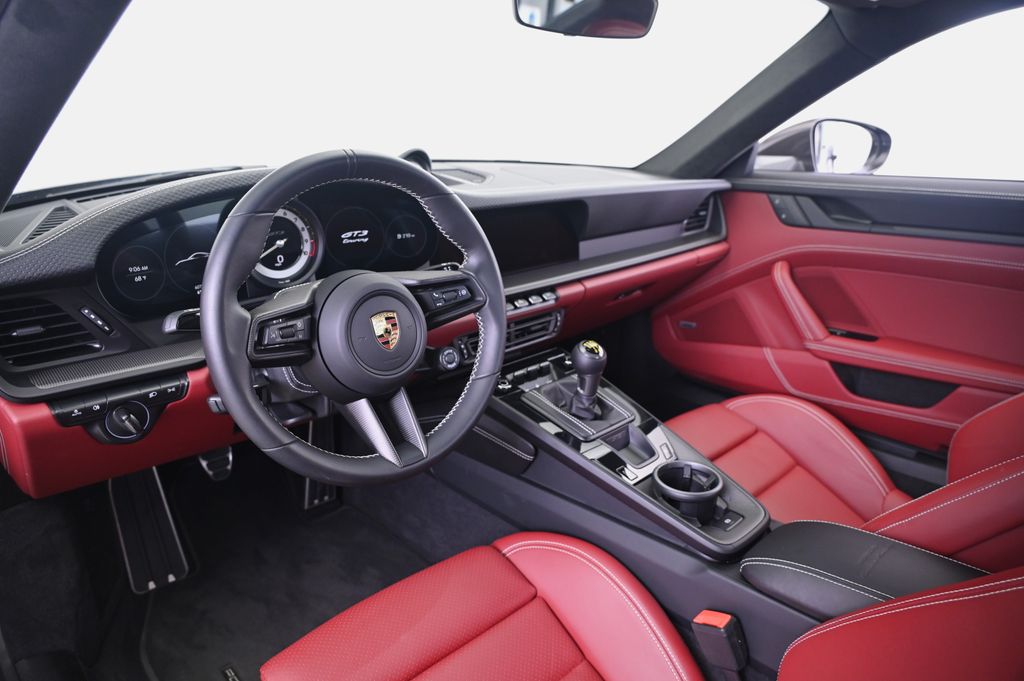 Thumbnail: 2022 Porsche 911 - 30