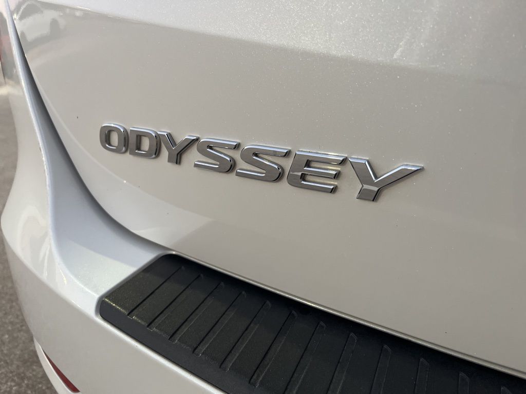 Thumbnail: 2023 Honda Odyssey - 8