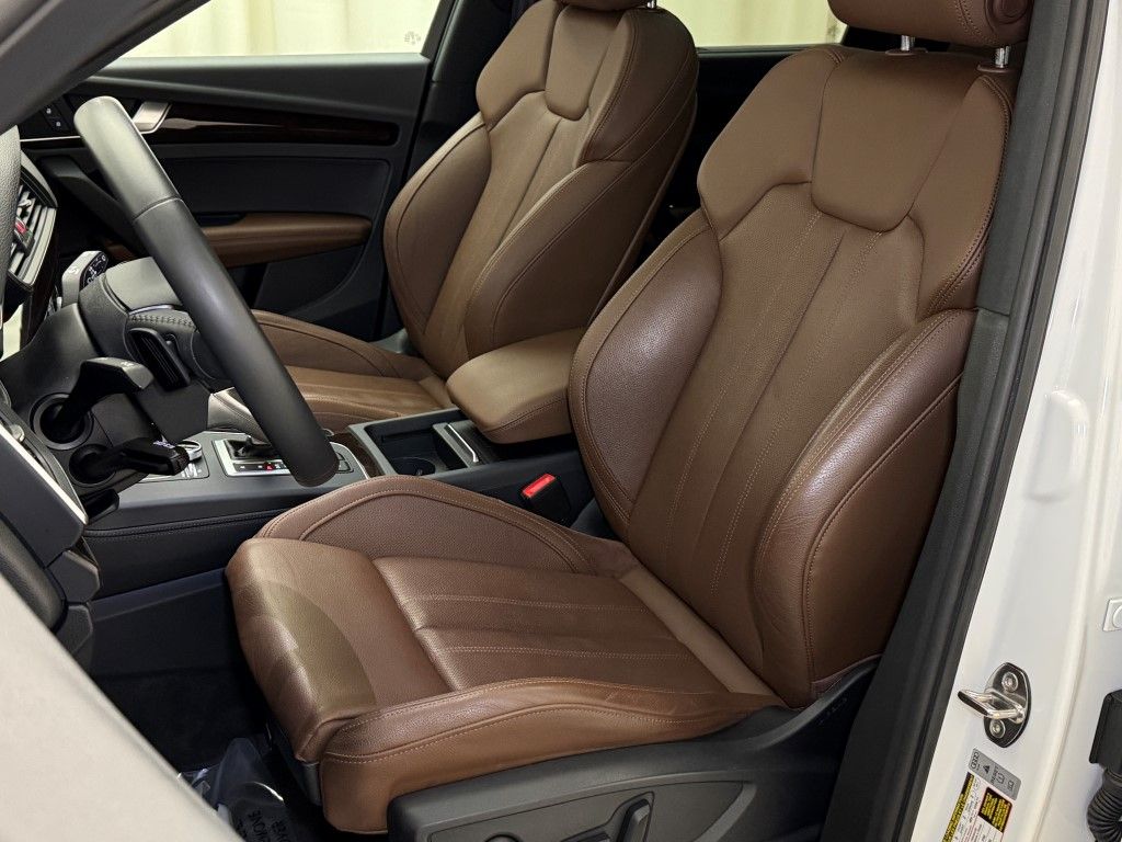 2019 Audi Q5 Premium Plus 26