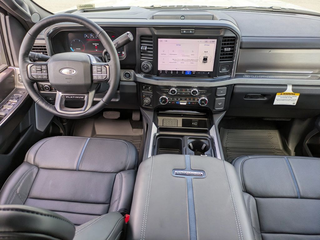 2026 Ford Super Duty F-350 SRW Platinum