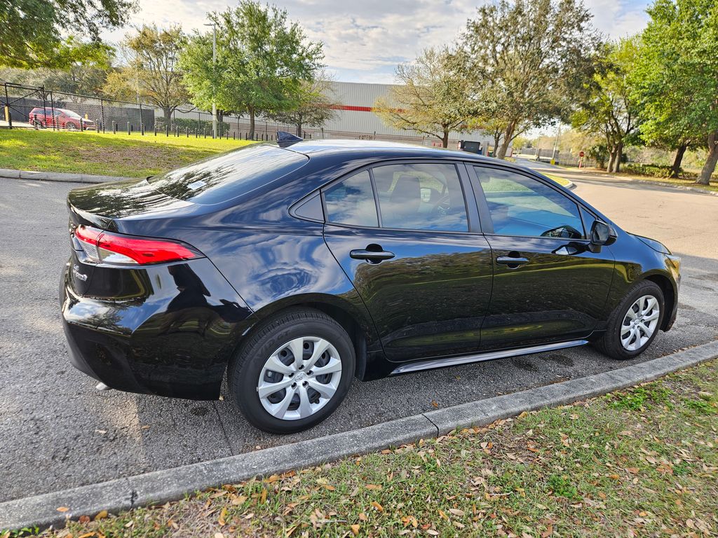 2024 Toyota Corolla LE 5