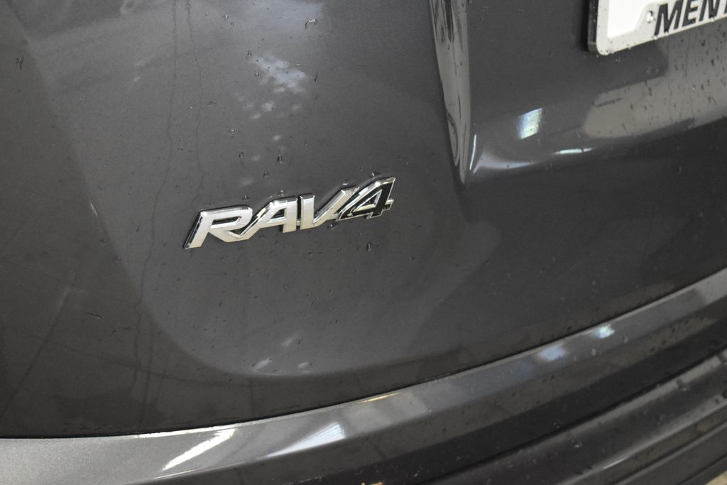 Thumbnail: 2018 Toyota RAV4 - 5