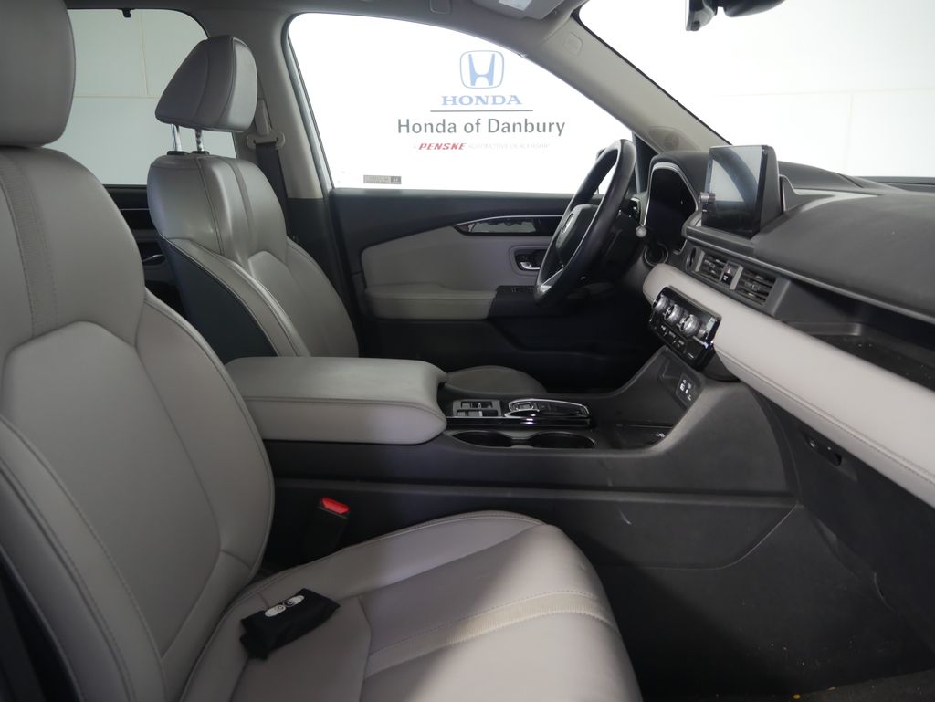 Thumbnail: 2023 Honda Pilot - 6