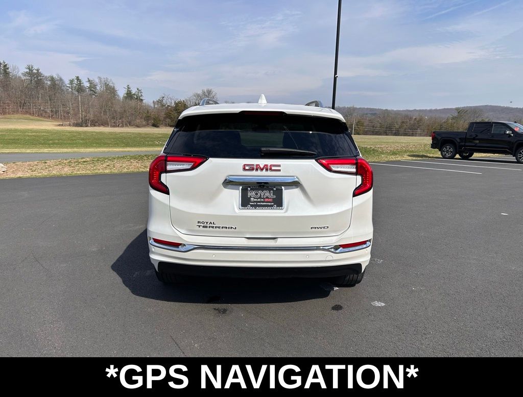 View vehicle photo 7