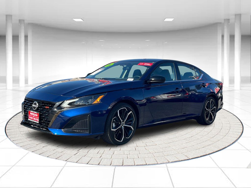 2024 Nissan Altima 2.5 SR FWD
