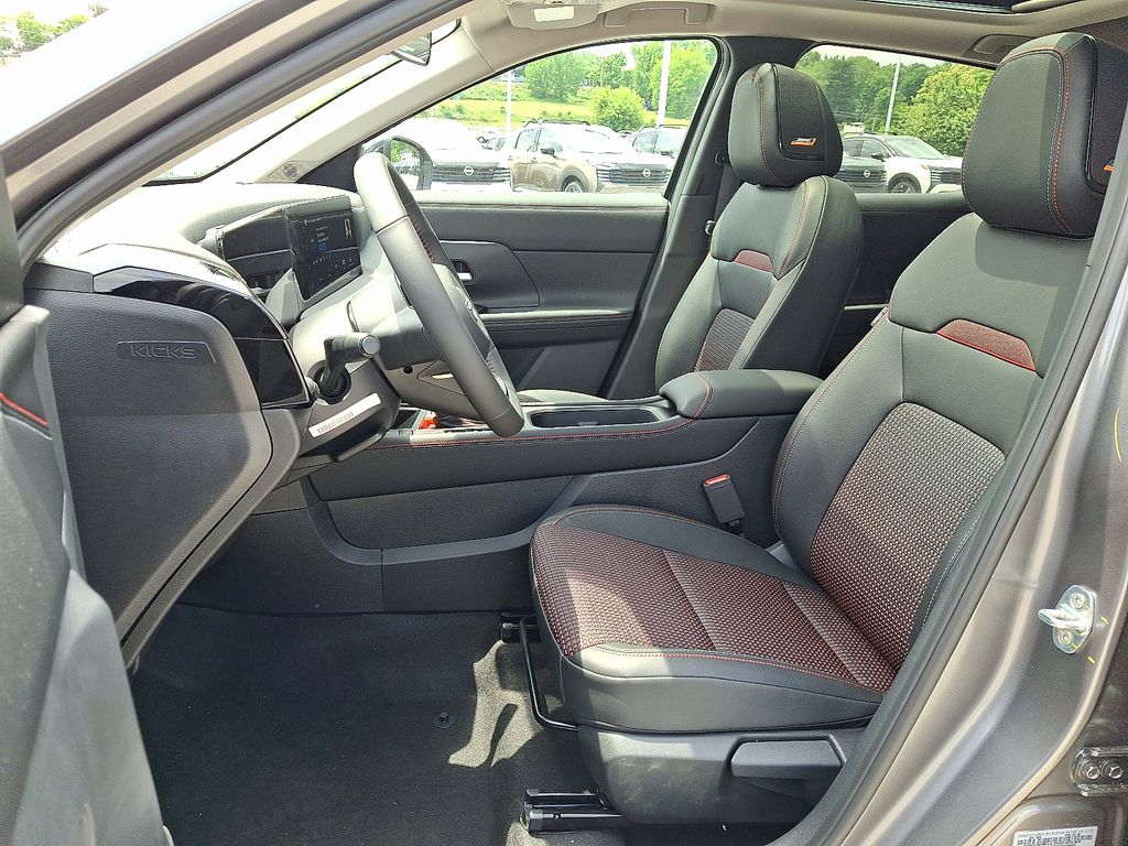 2026 Nissan Kicks — photo 9