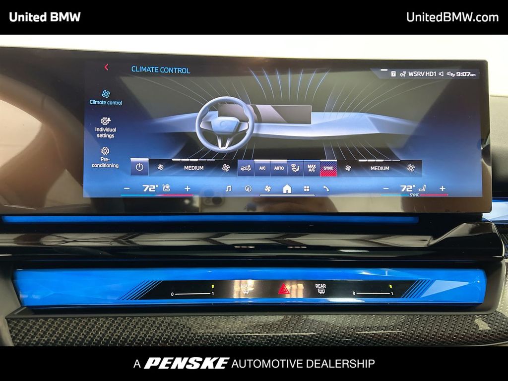 Thumbnail: 2025 BMW i5 - 19