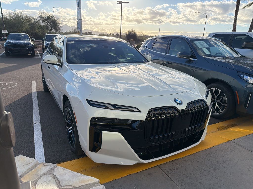 Thumbnail: 2023 BMW i7 - 2