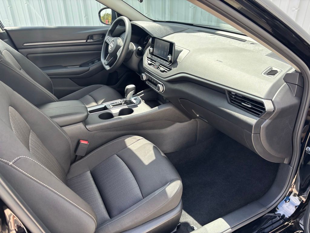 Used Car 2024 Nissan Altima  2.5 S For Sale Under $25,000 In Austin, Texas