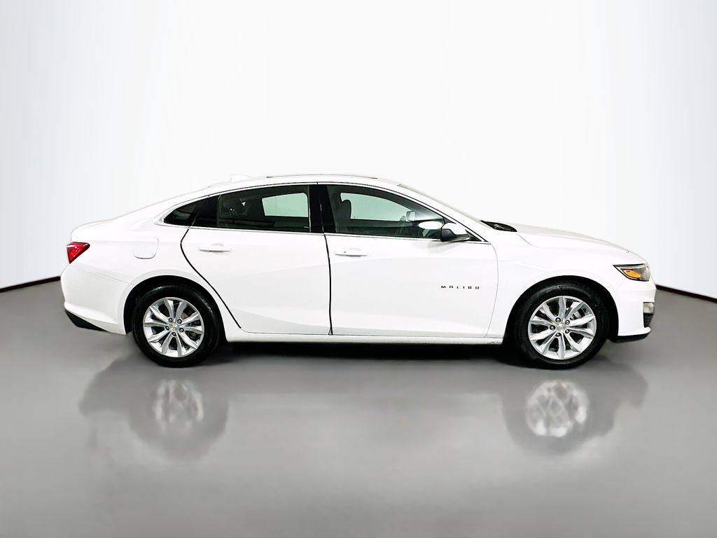 Thumbnail: 2024 Chevrolet Malibu - 4
