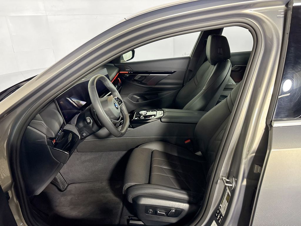 2024 BMW 5 Series 530i xDrive