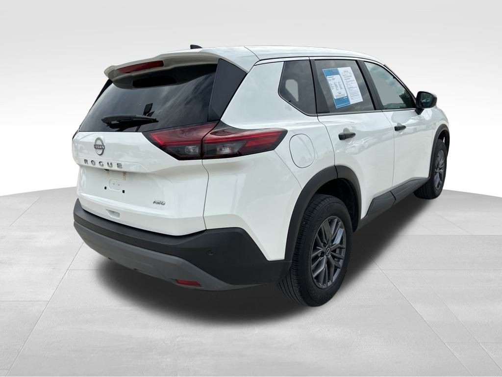 2023 Nissan Rogue S 9