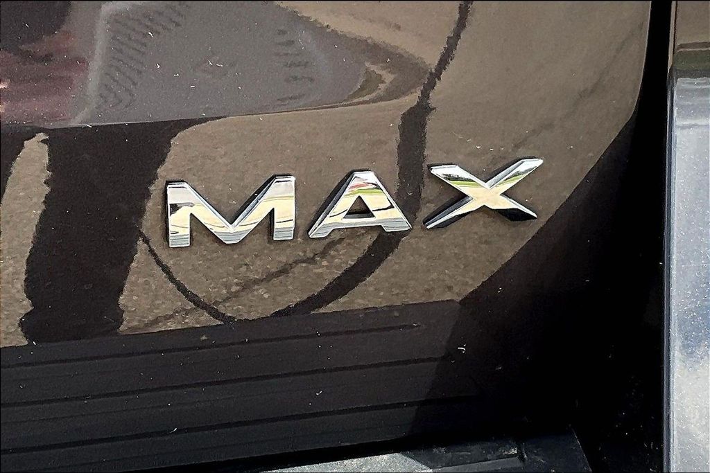 Certified Used 2024 Gray Ford XLT image 24