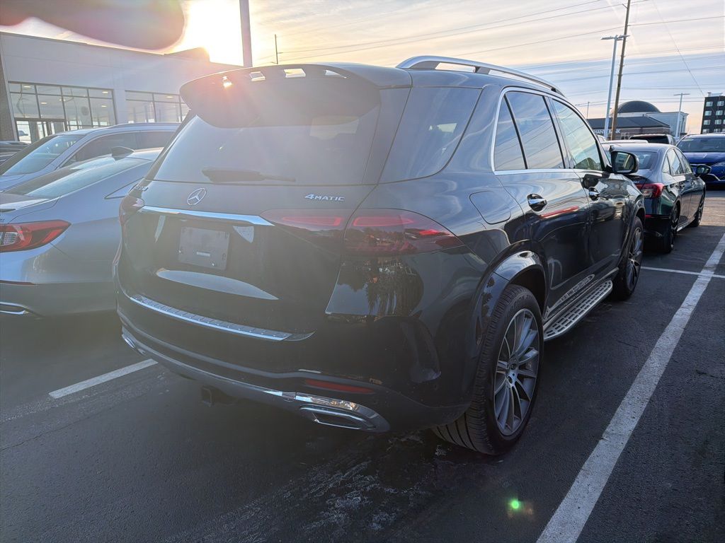 Thumbnail: 2024 Mercedes-Benz GLE - 3