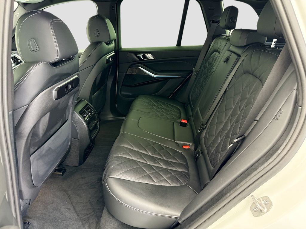 Thumbnail: 2026 BMW X5 - 20