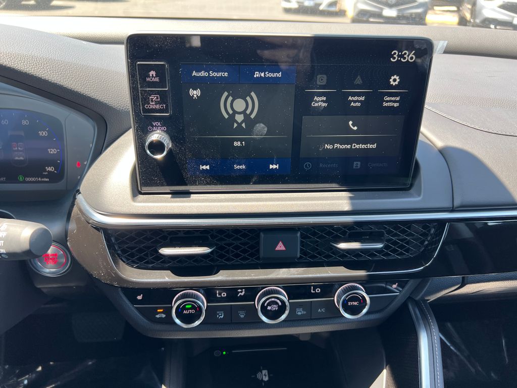 Thumbnail: 2025 Acura ADX - 18