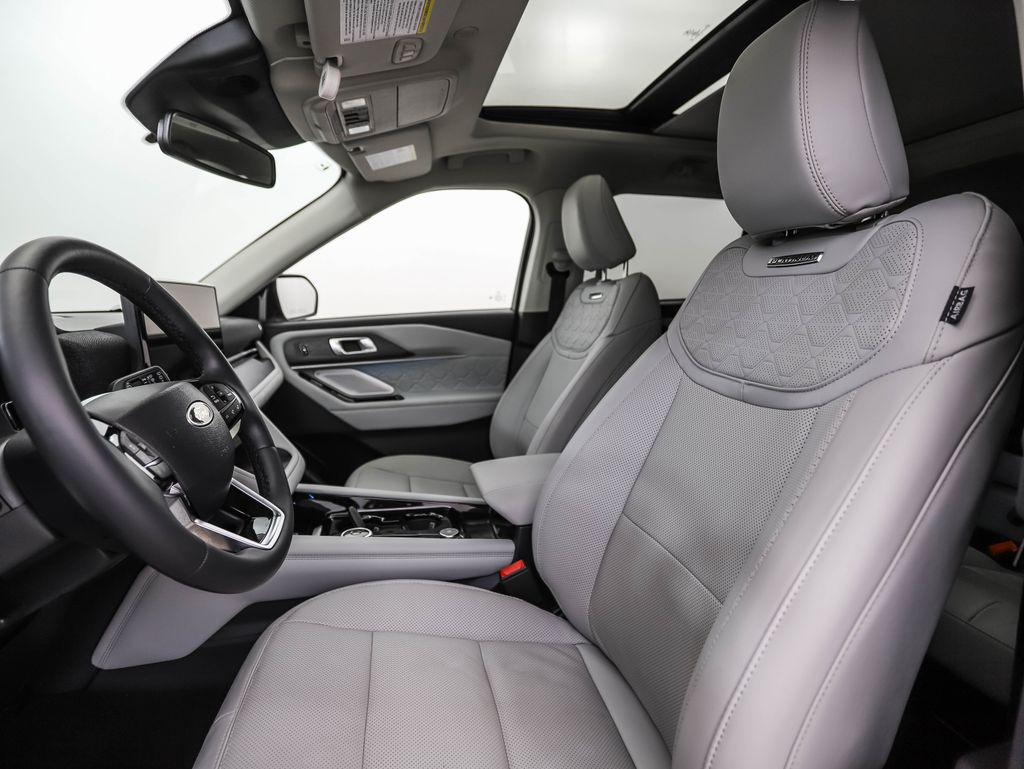 Thumbnail: 2025 Ford Explorer - 11