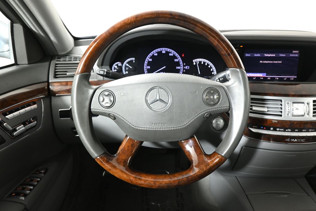 Thumbnail: 2008 Mercedes-Benz S-Class - 16