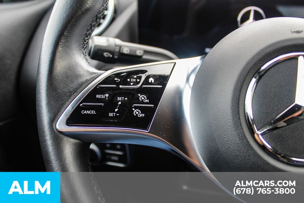 Used 2025 Black Mercedes-Benz GLA 250 image 27