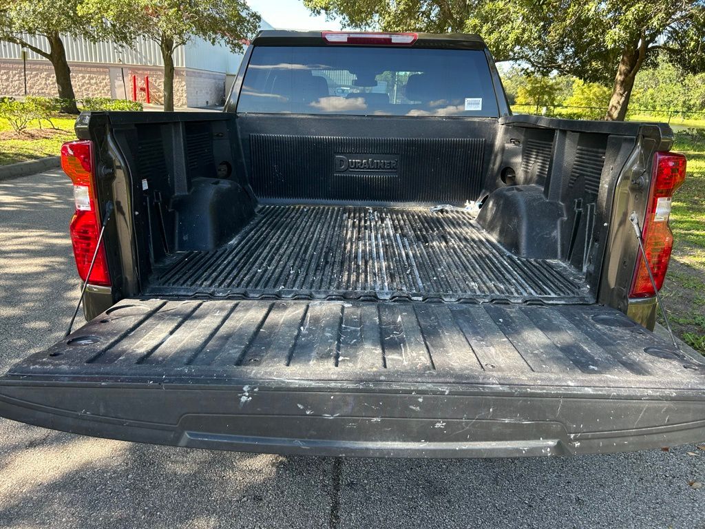 Thumbnail: 2023 Chevrolet Silverado 1500 - 10