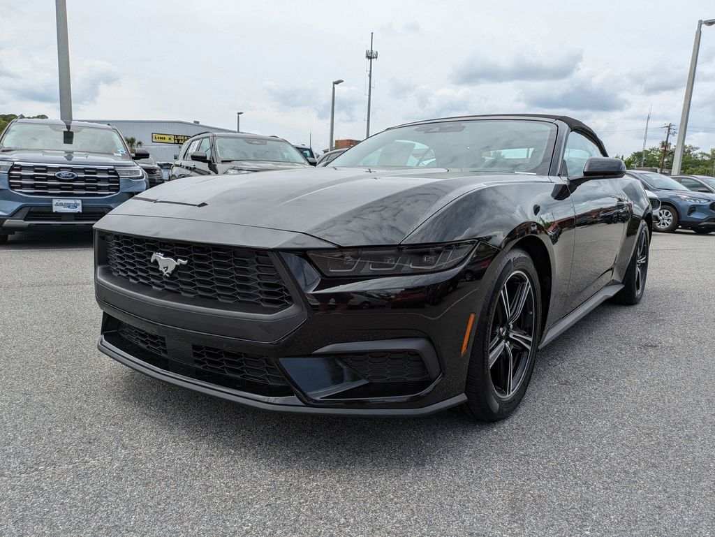 2025 Ford Mustang EcoBoost