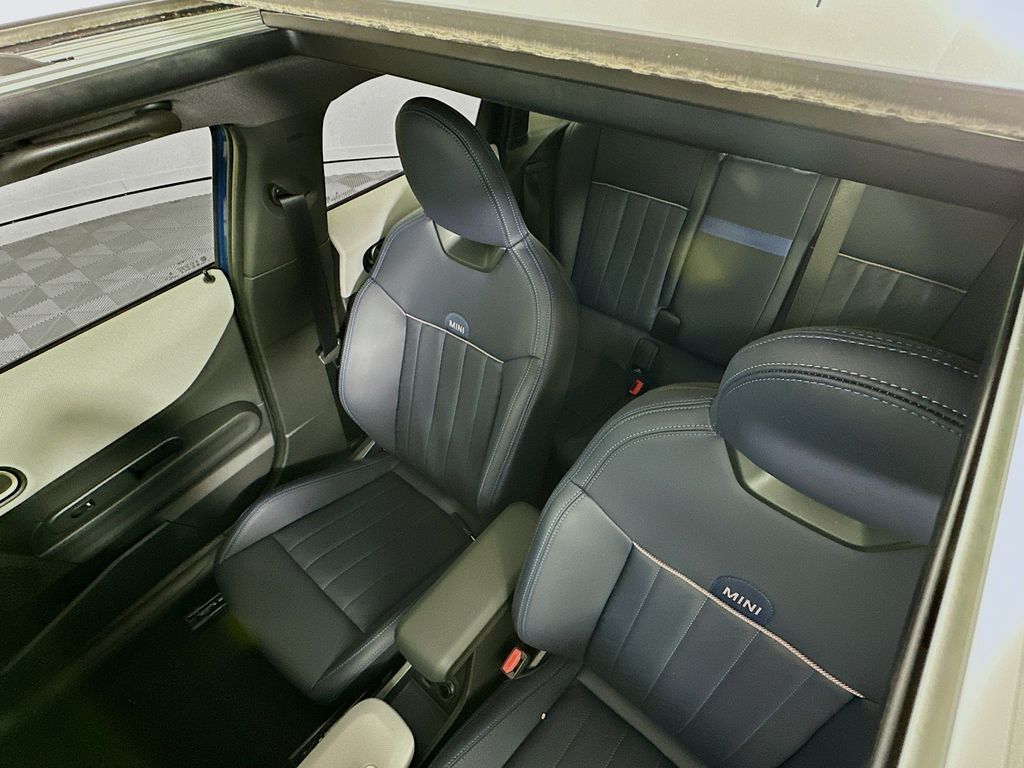 Thumbnail: 2025 MINI Cooper - 21