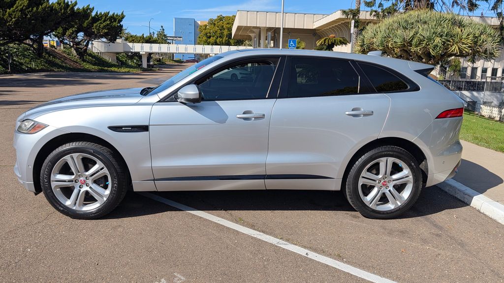 Used 2018 Jaguar F-PACE 25t R-Sport 4D Sport Utility