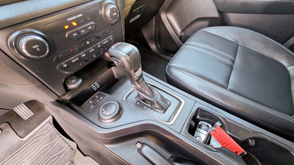 Used 2019 Ford Ranger Lariat 4D Crew Cab