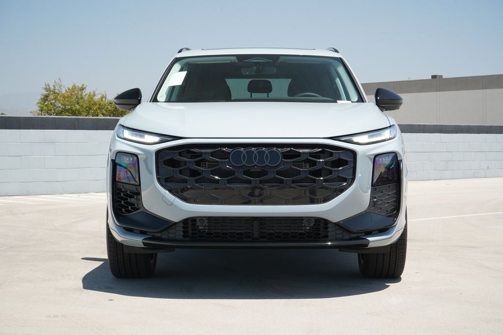 Thumbnail: 2026 Audi Q3 - 5