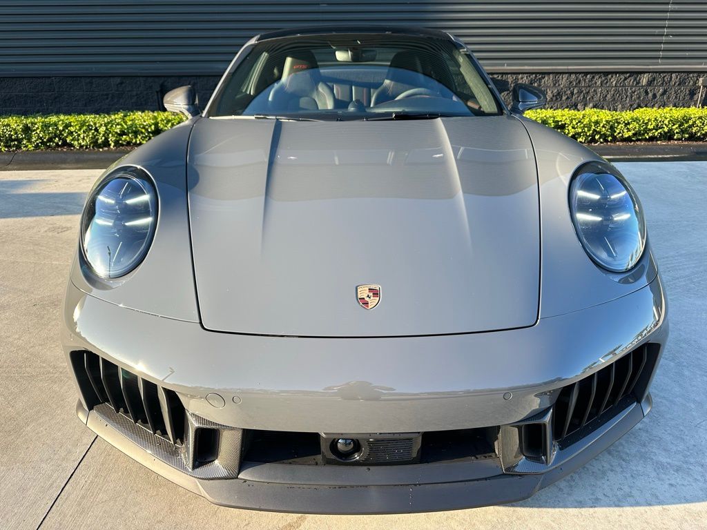 Thumbnail: 2025 Porsche 911 - 8