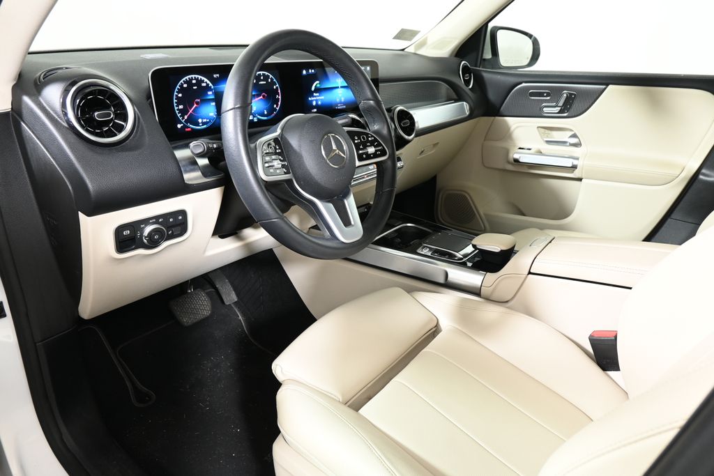 Thumbnail: 2020 Mercedes-Benz GLB - 14