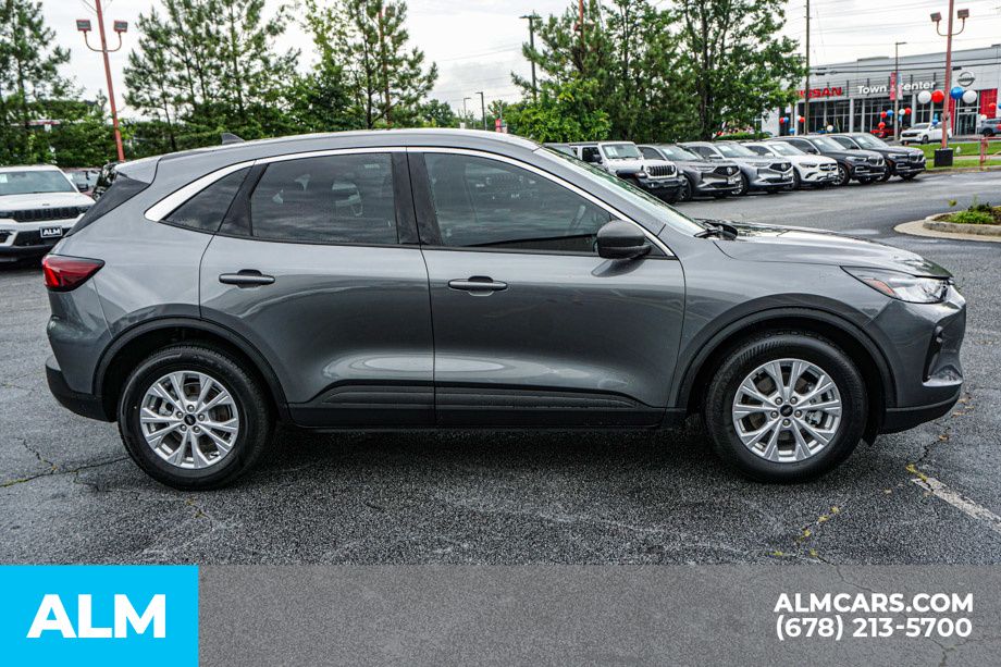Used 2024 Gray Ford Active image 8