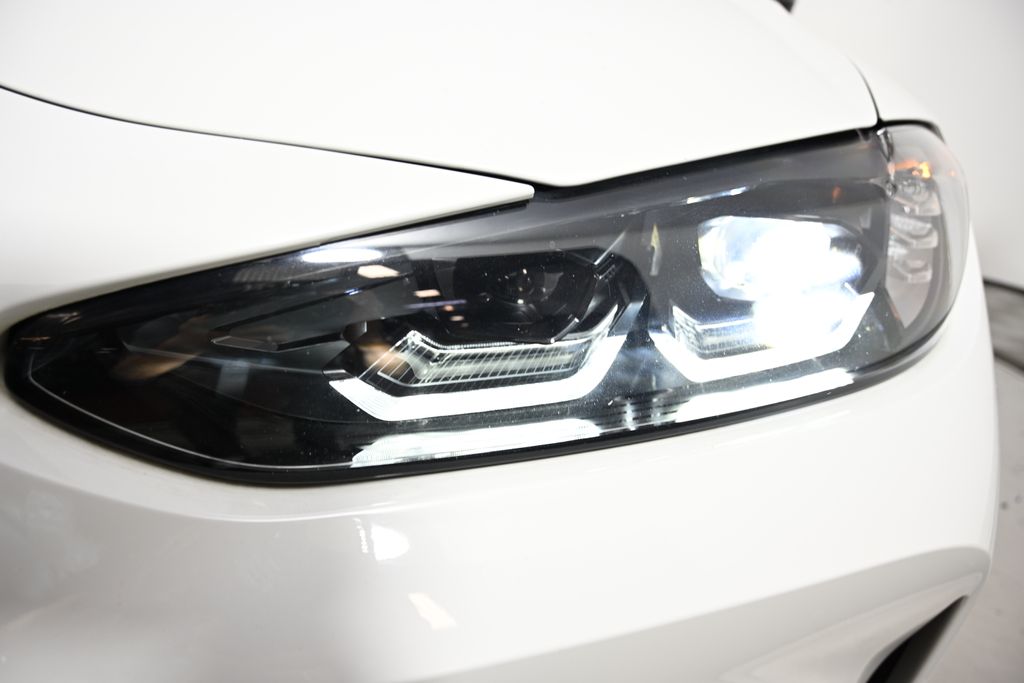 Thumbnail: 2022 BMW M4 - 17