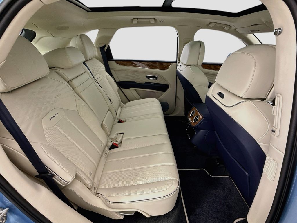 Thumbnail: 2026 Bentley Bentayga - 21