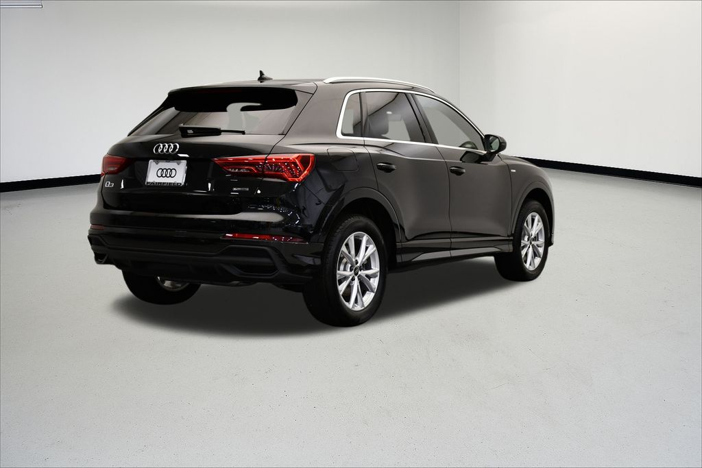 Thumbnail: 2025 Audi Q3 - 5