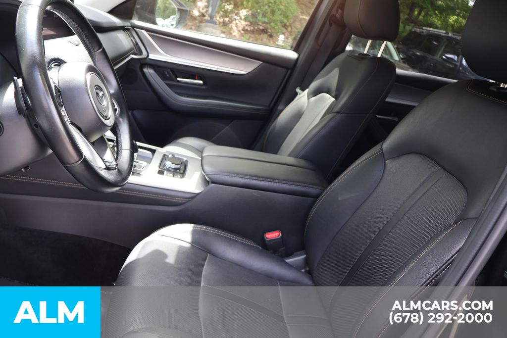 Used 2025 Black Mazda 3.3 Turbo Preferred image 14