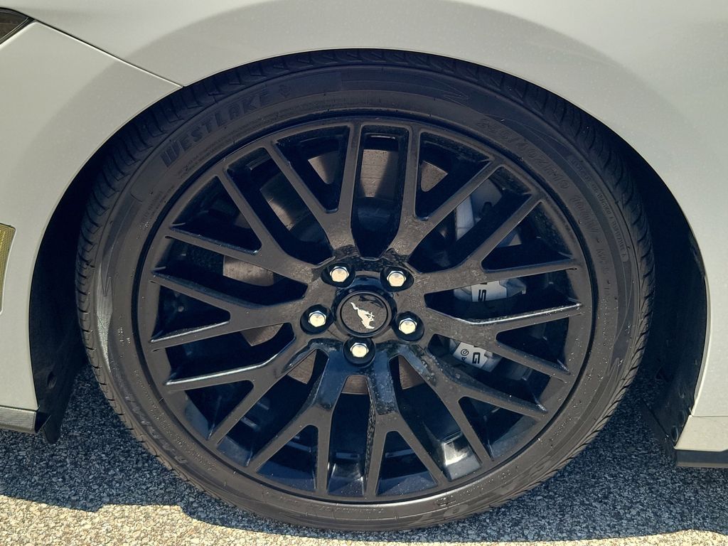 2024 Oxford White Ford Mustang GT RWD Coupe