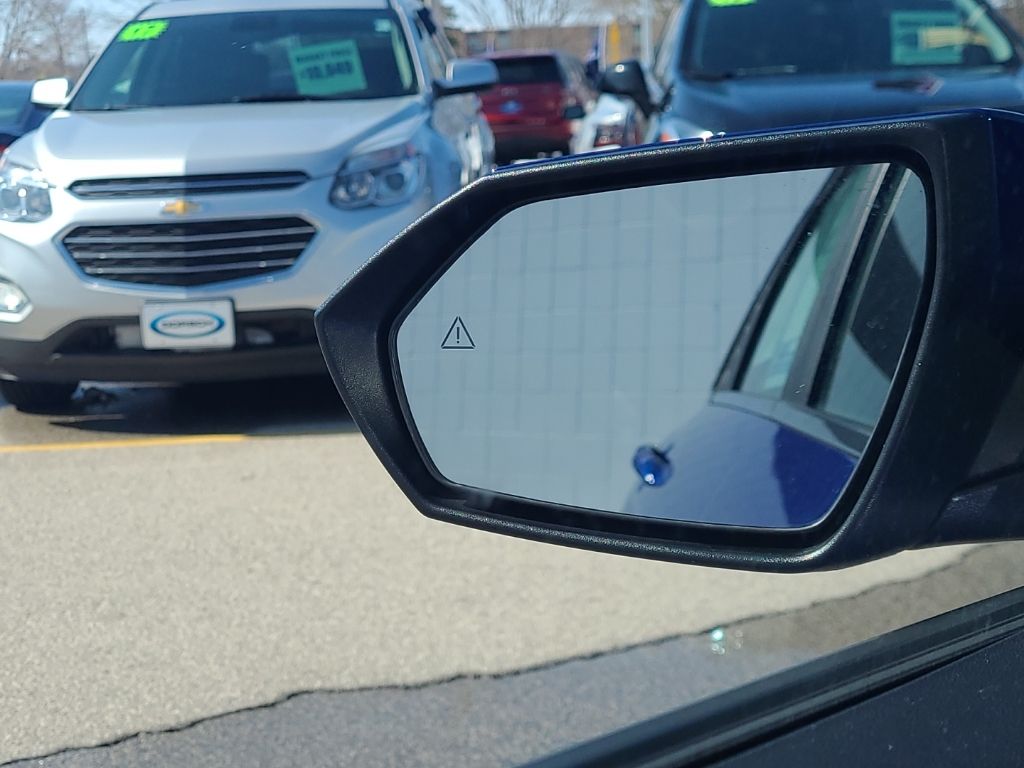 used 2025 Hyundai Elantra Hybrid car, priced at $23,904