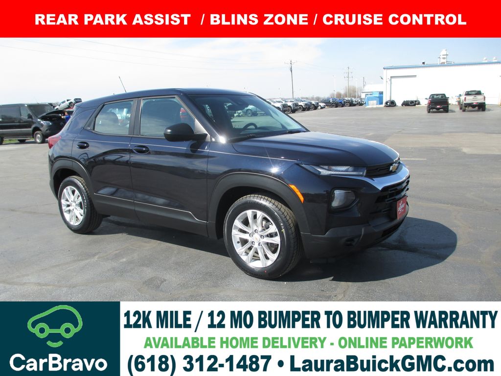 Mosaic Black Metallic 2021 Chevrolet Trailblazer LS FWD SUV / Crossover Front-Wheel Drive Continuously Variable Transmission