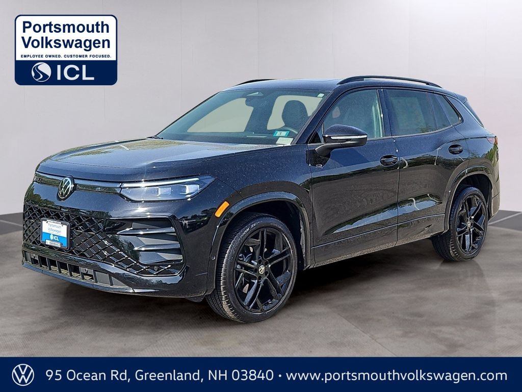 Deep Black Pearl 2026 Volkswagen Tiguan SUV / Crossover All-Wheel Drive 8-Speed Automatic