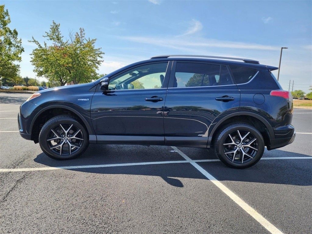 Used 2017 Blue Toyota SE image 12