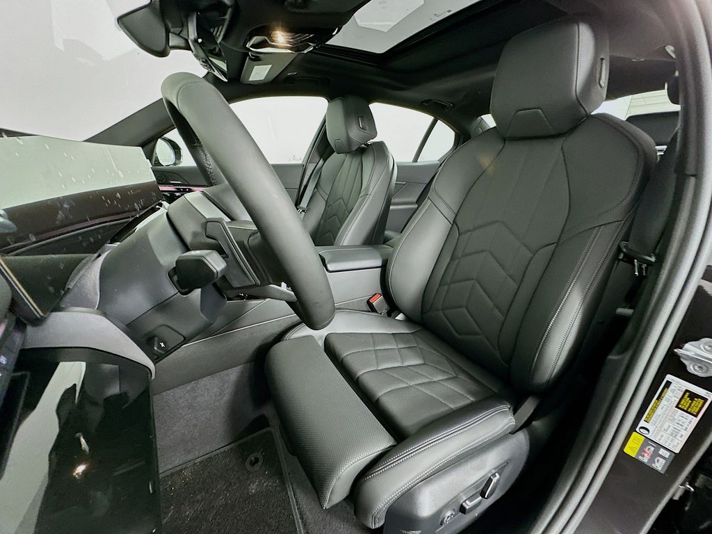 Thumbnail: 2024 BMW i5 - 16