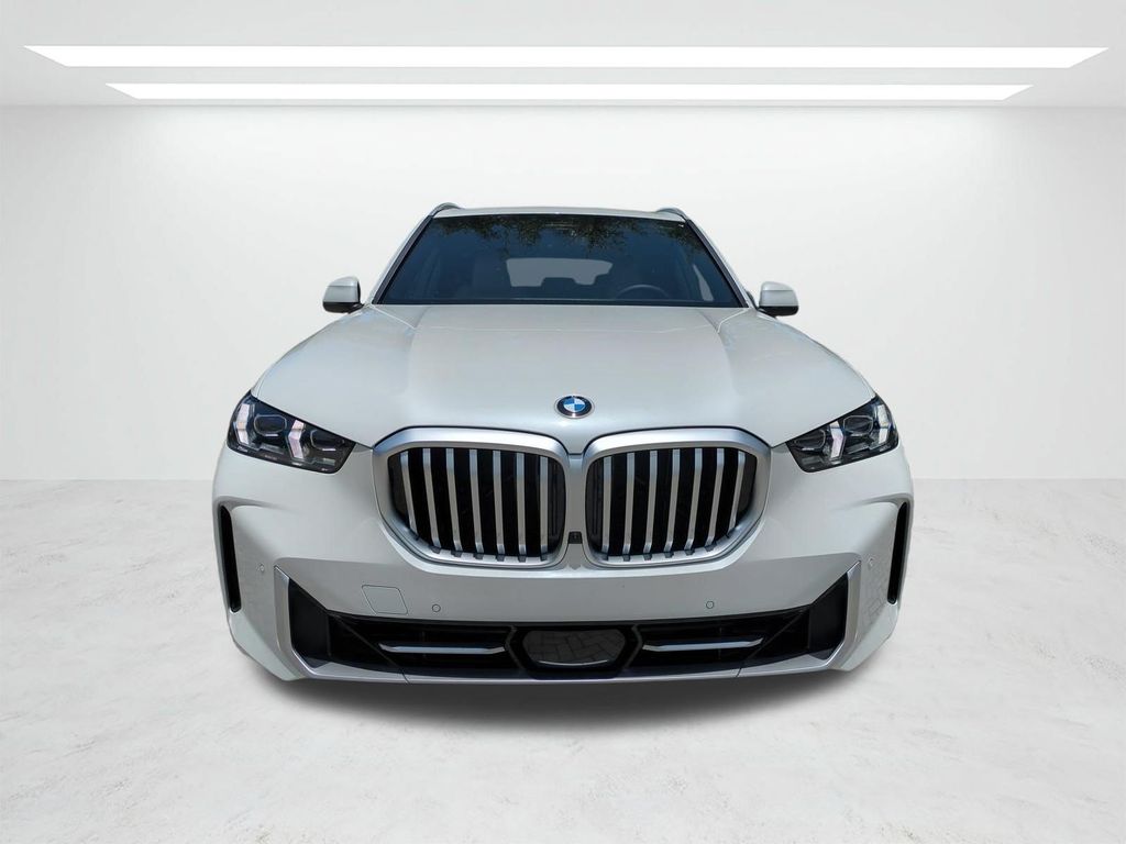 New 2026 White BMW xDrive40i image 9