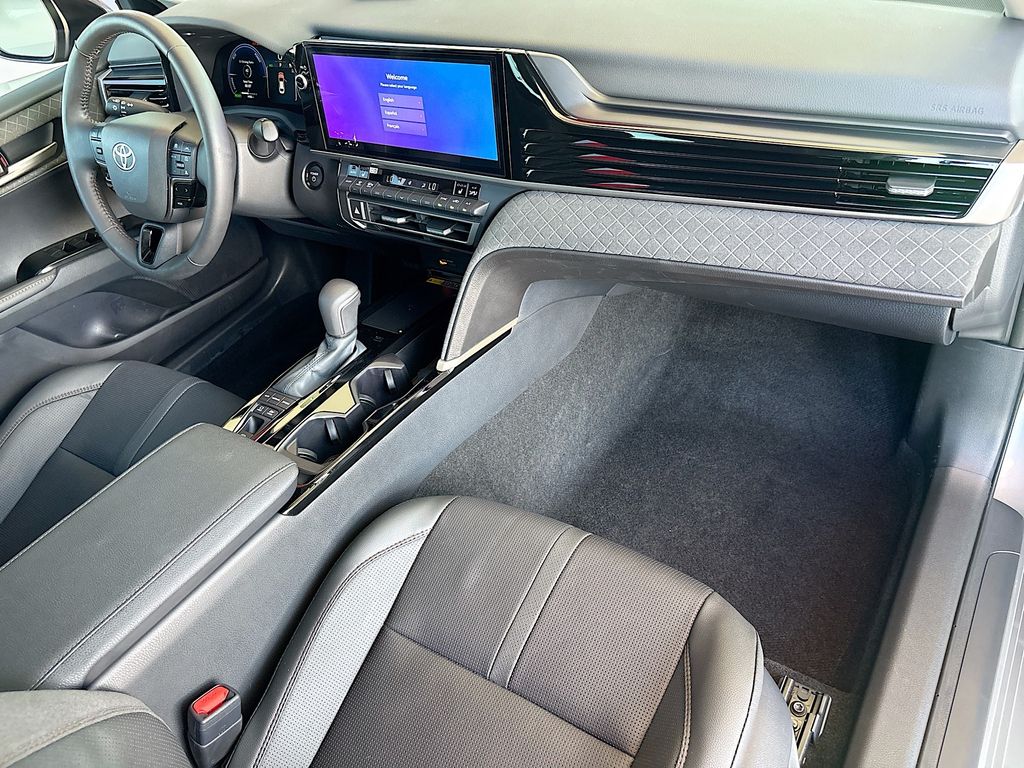 Thumbnail: 2026 Toyota Camry - 17