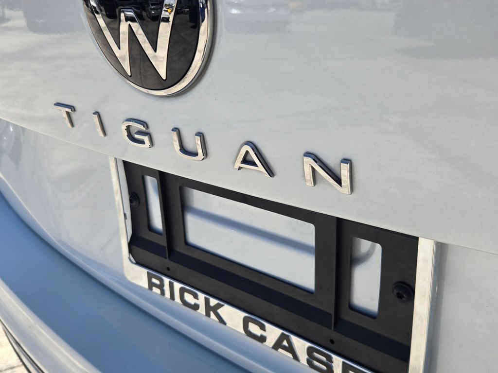 2023 Volkswagen Tiguan - $22,000