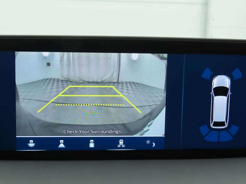 Thumbnail: 2025 Acura RDX - 16