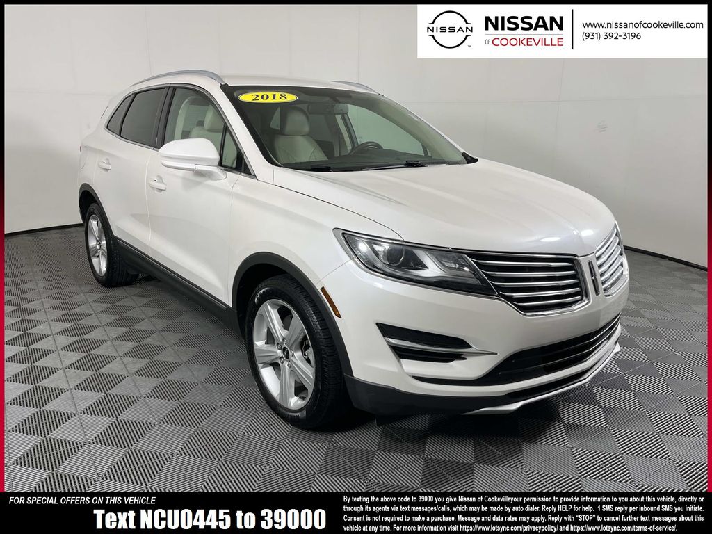 White Platinum Clearcoat Metallic 2018 Lincoln MKC SUV / Crossover Front-Wheel Drive 6-Speed Automatic