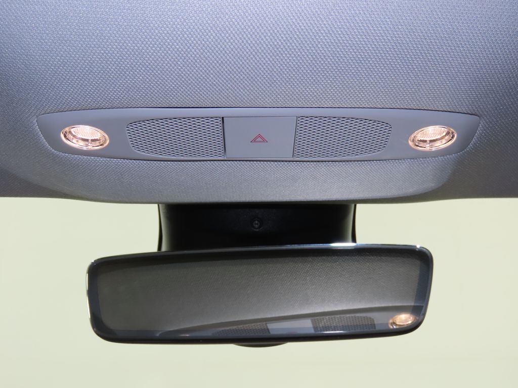 Thumbnail: 2023 Tesla Model 3 - 19