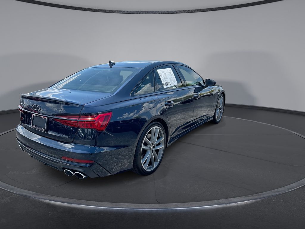 Thumbnail: 2021 Audi S6 - 11