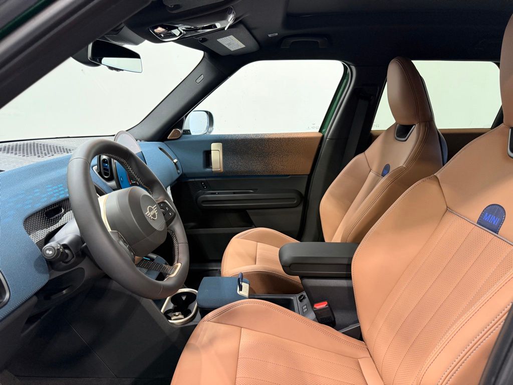 Thumbnail: 2027 MINI Cooper Countryman - 12